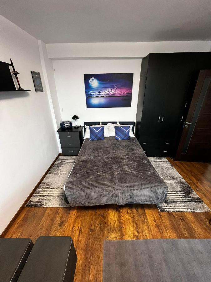 High Level Apart Oradea Free Reserved Parking Exterior foto